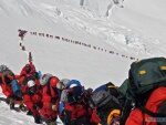 На Эвересте из-за очереди погибли 7 альпинистов