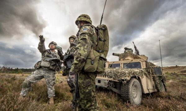 На грани войны: опасные маневры НАТО, предвещающие конфликт, раскрыл эксперт