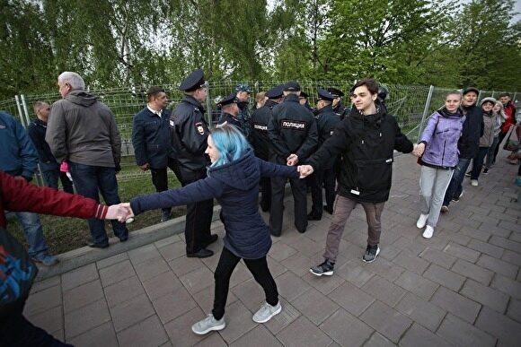 На фоне акций протеста полиция Екатеринбурга проведет «работу с несовершеннолетними»