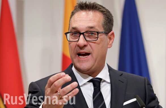 «Политическое землетрясение», — западные СМИ оценили «российский скандал» в Австрии