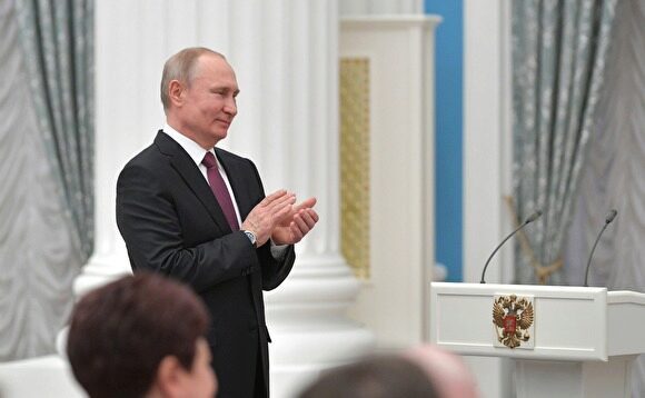 Путин упростил получение российского паспорта для проживавших в Крыму
