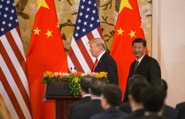 Разногласия США и Китая приняли опасный оборот: страны перешли к реальным мерам