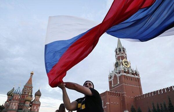 Россияне высказали свое отношение к празднику 9 Мая