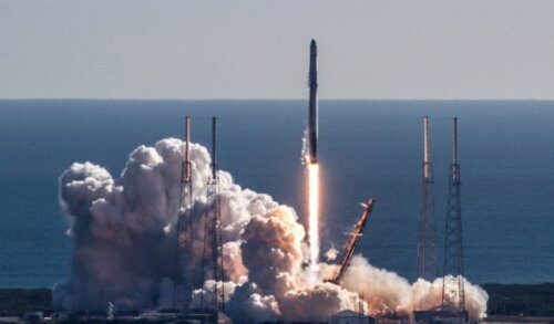 SpaceX откладывает очередной запуск Dragon Cargo до 1 мая