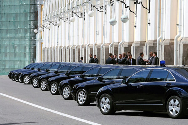 Стало известно, сколько власти Дагестана потратят на аренду автомобилей с водителями 