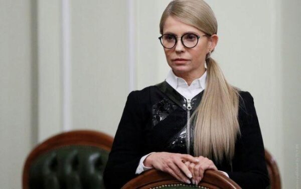 Тимошенко призвала немедленно принять бюджетную резолюцию