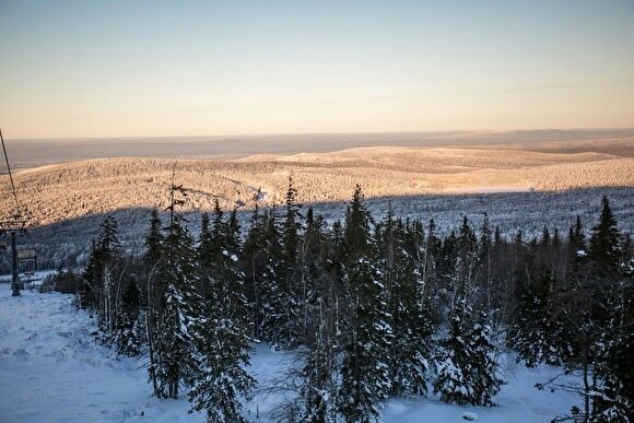 В Краснотурьинске 15-летняя девочка одна ушла в горы и провела там ночь в снегопад