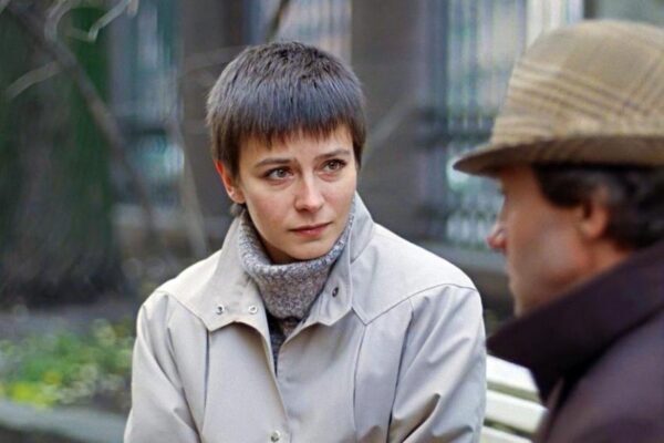 Актриса Елена Сафонова повторила судьбу героини фильма “Зимняя вишня”