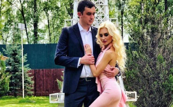 «Дом-2»: Андрей Шабарин заявил, что готов потратить на свою свадьбу с Розалией Райсон 5-7 миллионов