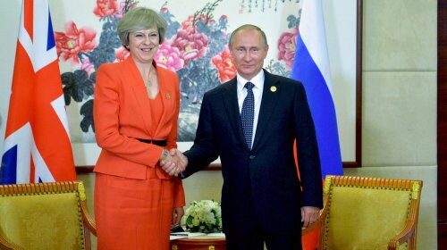Лондон и Москва изучают возможность организации встречи Терезы Мэй с Владимиром Путиным
