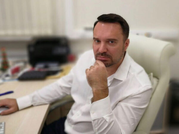 Осташко назвал поддержавшего Голунова Навального хайпожором и бузотером