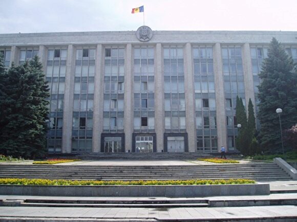 В Молдавии Конституционный суд отстранил президента от власти. Назначены досрочные выборы