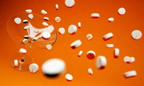 Аспирин представляет опасность для здоровых людей – Учёные