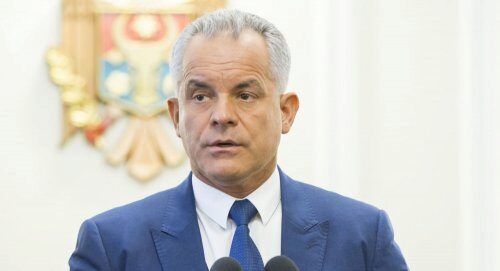 Богатейший человек Молдавии Плахотнюк заявил, что отказывается от мандата