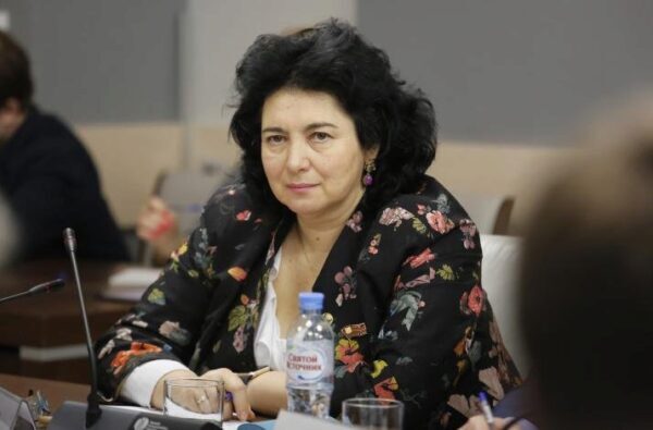 Депутат Татьяна Батышева загуляла по округам