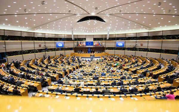 Европарламент призвал Россию немедленно освободить украинских политзаключенных