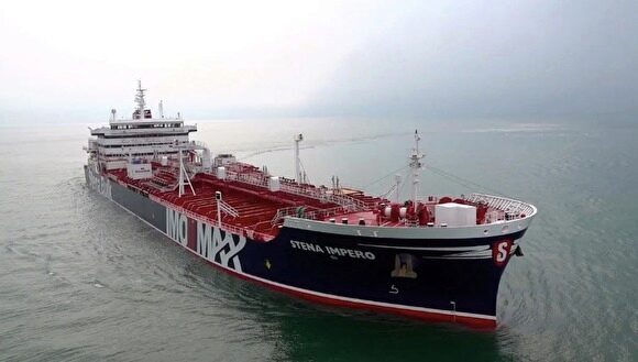 Иран задержал танкер, на борту которого есть россияне