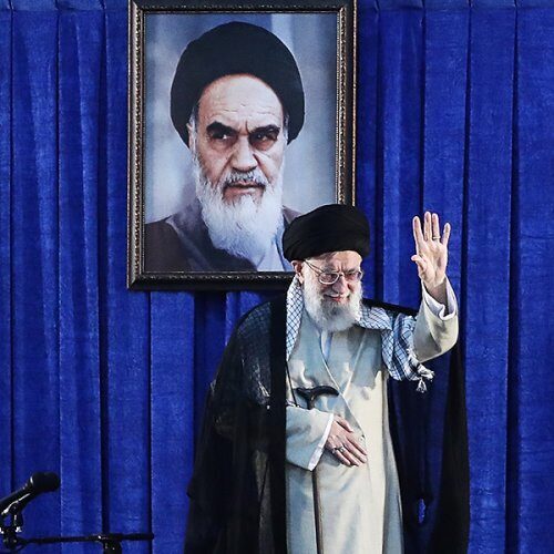 Исполняется 80 лет высшему руководителю Ирана Али Хаменеи