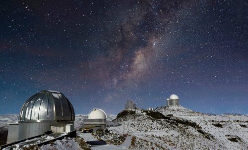 На Гавайях перестали строить телескоп из-за духов