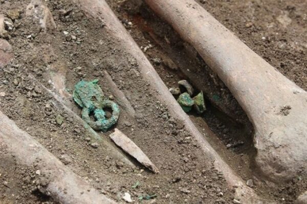 Обнаруженный в Крыму родовой склеп принадлежит сарматам – эксперт
