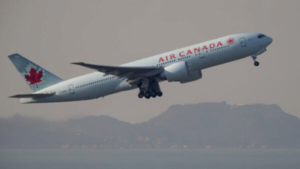 Пассажиры Air Canada получили тяжелые травмы из-за «турбулентности ясного неба»