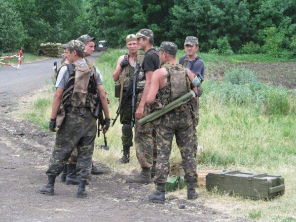 Украинские морпехи устроили бунт в Донбассе, Киев перешел к срочным мерам