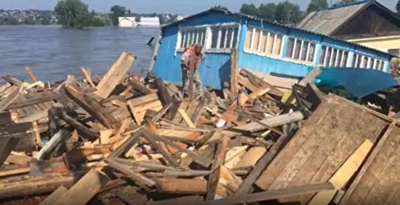 Увеличилось число погибших в результате наводнения в Иркутской области