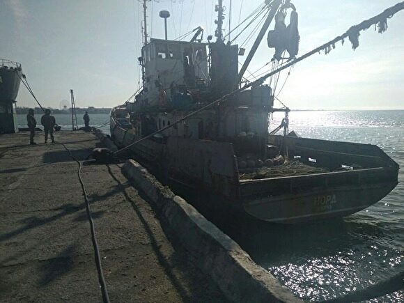 Владельцы российского рыболовного судна заявили, что корабль захвачен пограничниками КНДР