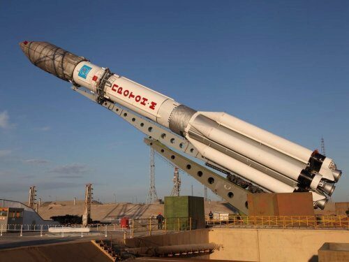Запуск тяжелой ракеты "Протон-М" отменён из-за «замечания»