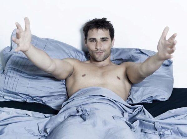 Эксперты рассказали о влиянии недосыпа на потенцию мужчины и выработку тестостерона