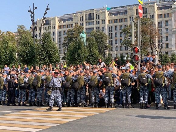 МВД Москвы: шествие оппозиции собрало 750 человек