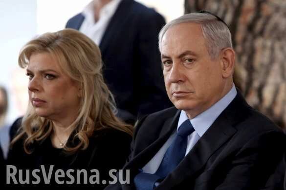Скандал: Жена Нетаньяху бросила хлеб-соль на землю в Киеве и пыталась прорваться в кабину пилотов (ФОТО, ВИДЕО)