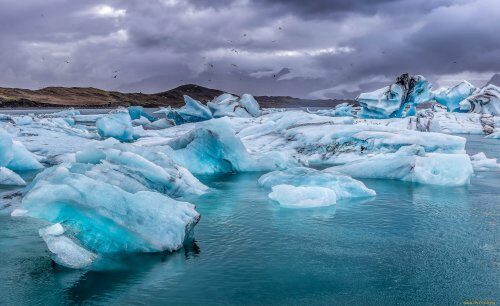 В Исландии вот-вот презентуют мемориальную доску, посвященную первому растаявшему леднику