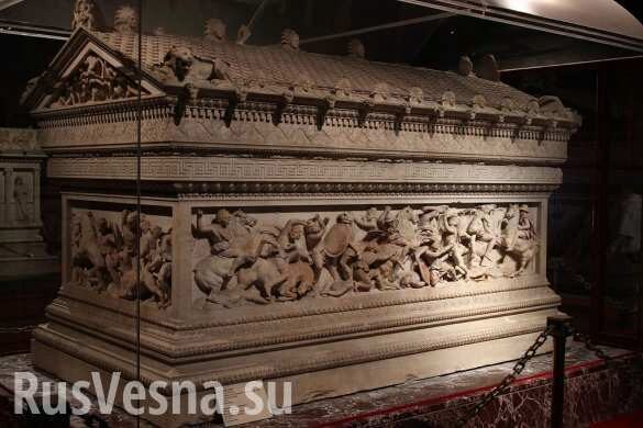 В Крыму обнаружили загадочный саркофаг