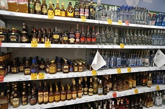 В Сафакулевском районе уничтожат более 500 литров нелегального алкоголя