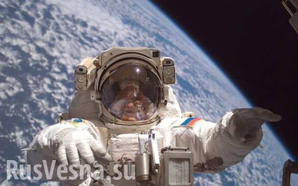 Космонавт «Роскосмоса» не смог получить должность из-за жены-американки