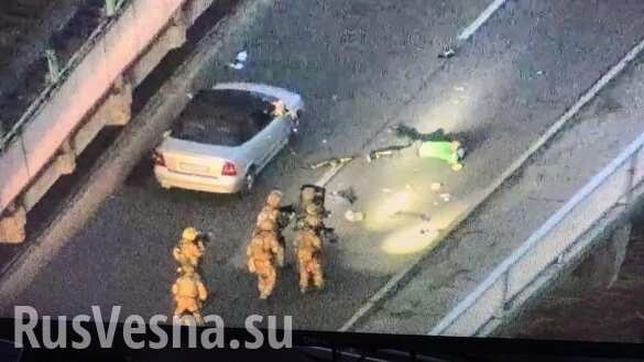 Появились кадры задержания «всушника», угрожавшего взорвать мост Метро в Киеве (ВИДЕО)
