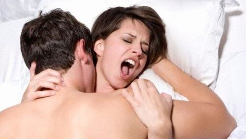 Психологи поведали, почему женщины имитируют оргазм