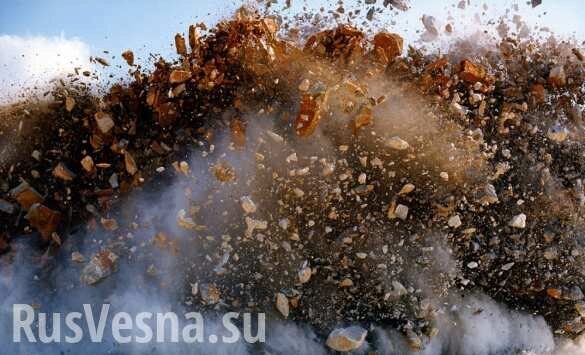 Теракт в Луганске: подорван мост (+ФОТО)