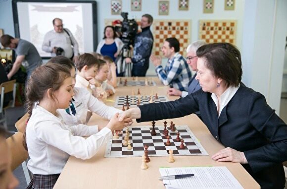 Власти ХМАО хотят направить на подготовку к Шахматной олимпиаде еще 5 млрд рублей