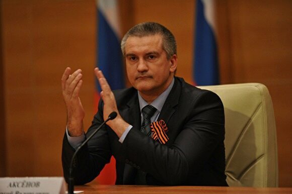 Все главы городов и районов Крыма подали в отставку
