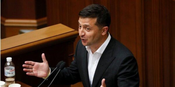 Зеленский: Депутаты сохранят неприкосновенность за политические решения