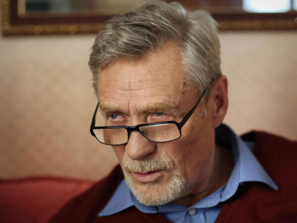 Актер Александр Михайлов отмечает свой 75-летний юбилей
