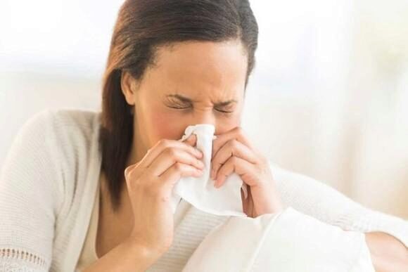 Эксперты рассказали, как снизить риск аллергии осенью