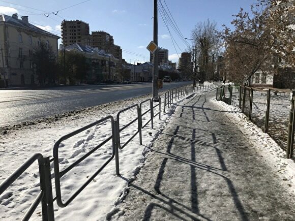 Котова устроила разнос подчиненным из-за скользких тротуаров: «Кругом лед!»