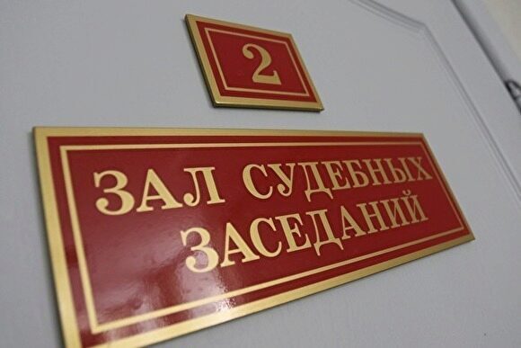 На Урале водителя автопоезда будут судить за смертельное ДТП с автомобилем ГИБДД