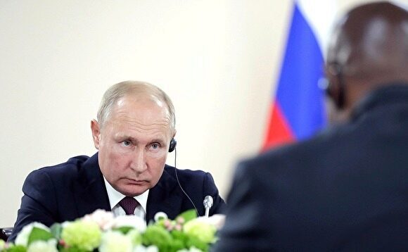 Песков: Путин и президент ЦАР обсудили расследование убийства российских журналистов