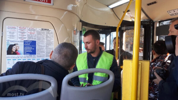 Предъявите билеты: пассажиров липецких автобусов заставили вздрогнуть