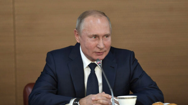 Путин поручил ввести уголовное наказание за пропаганду наркотиков в интернете