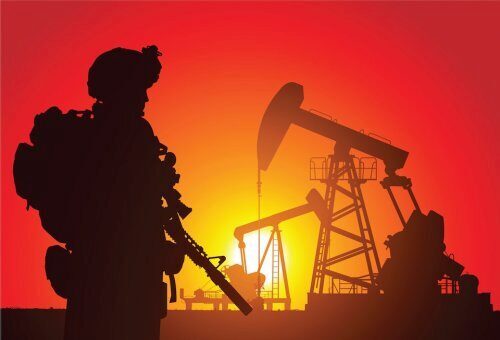 США занимаются грабежом нефтяных запасов Сирии руками курдских оккупантов